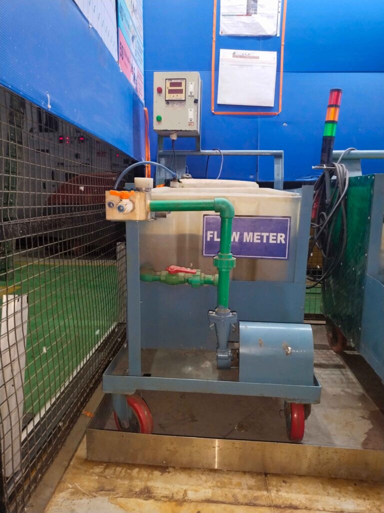 Descaling machine for mold